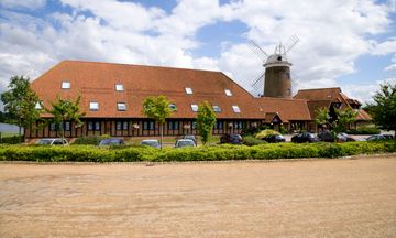 Premier Inn Milton Keynes South