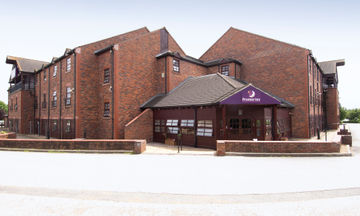 Premier Inn Milton Keynes (Furzton Lake)