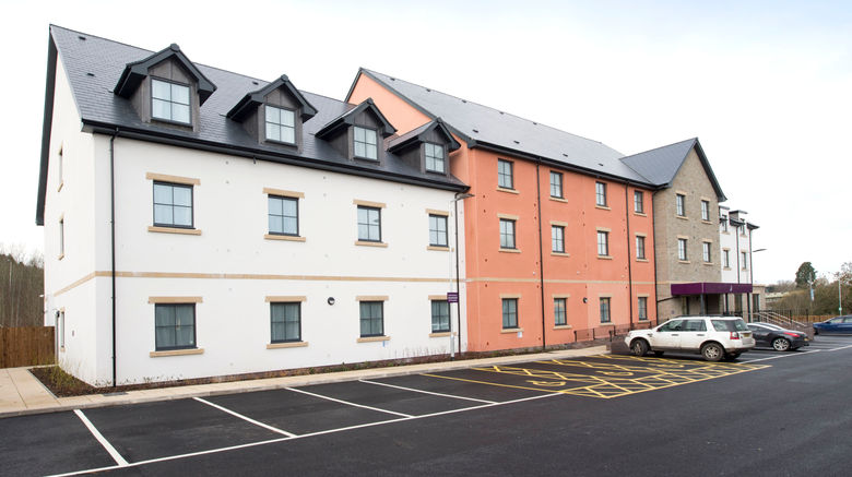 Premier Inn Monmouth hotel Exterior. Images powered by <a href="https://www.leonardoworldwide.com" target="_blank" rel="noopener">Leonardo</a>.