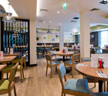 Premier Inn Monmouth hotel Lobby