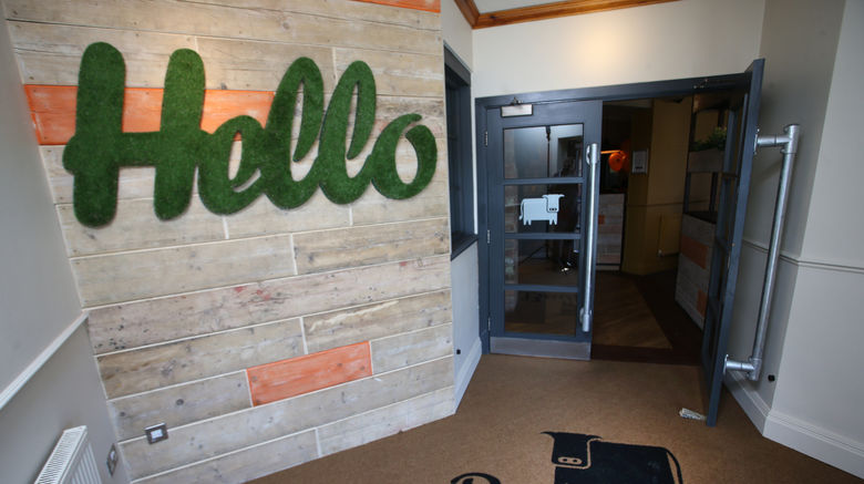 <b>Premier Inn Newark Lobby</b>. Images powered by <a href="https://www.leonardoworldwide.com/" title="Leonardo Worldwide" target="_blank">Leonardo</a>.