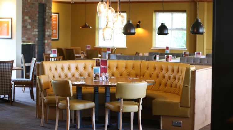 Premier Inn Newark Lobby