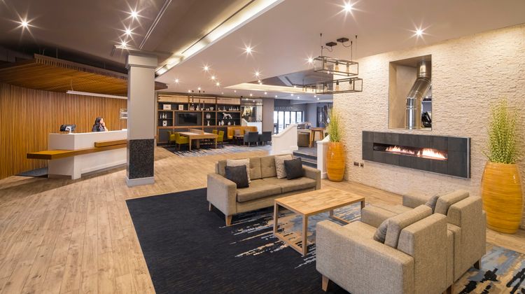 Crowne Plaza Solihull Lobby