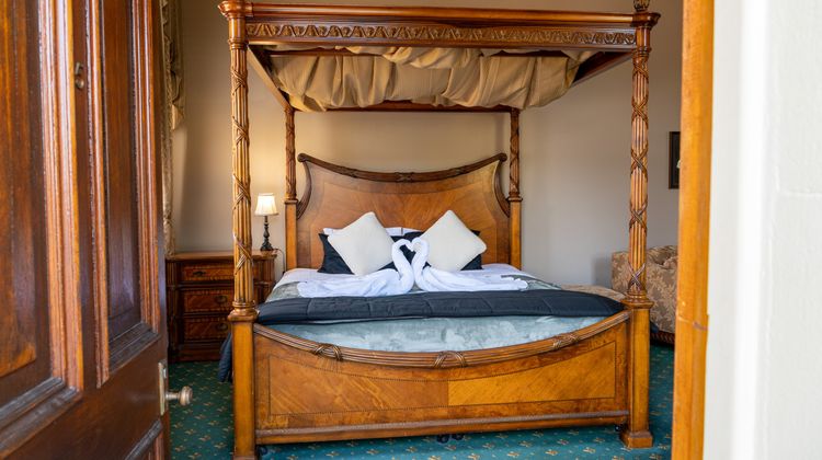 Denison Boutique Hotel Room