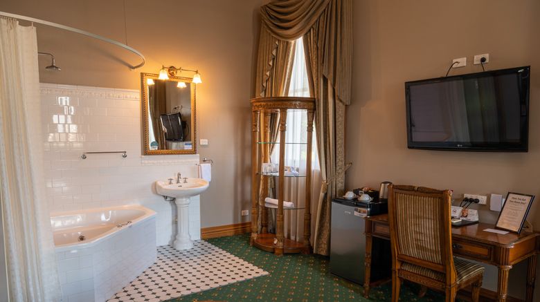 <b>Denison Boutique Hotel Room</b>. Images powered by <a href="https://www.leonardoworldwide.com/" title="Leonardo Worldwide" target="_blank">Leonardo</a>.