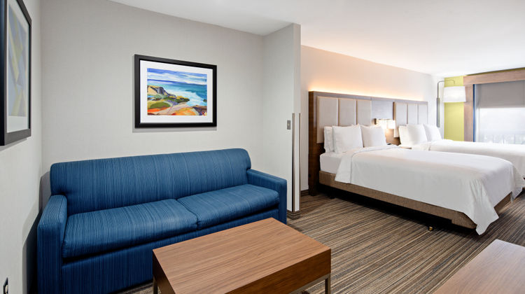 Holiday Inn Express & Suites Atascadero Suite