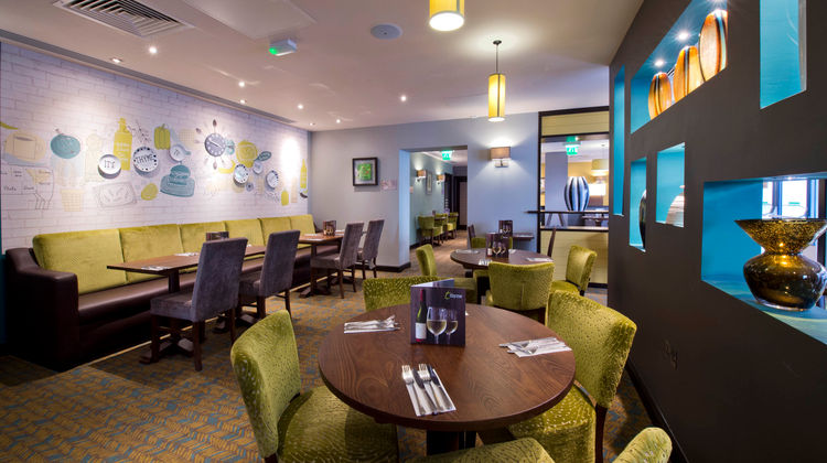 Premier Inn City Center (The Gate) Lobby