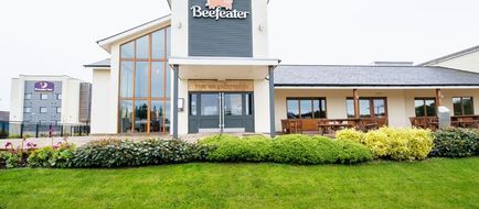 Premier Inn Newton Abbott Exterior