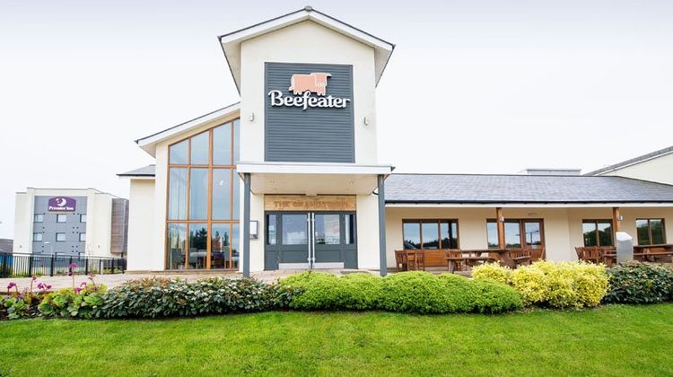 Premier Inn Newton Abbott Exterior
