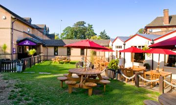 Premier Inn Northampton South (Wootton)