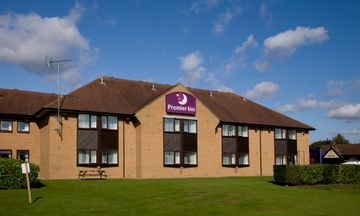 Premier Inn Northampton West (Harpole)