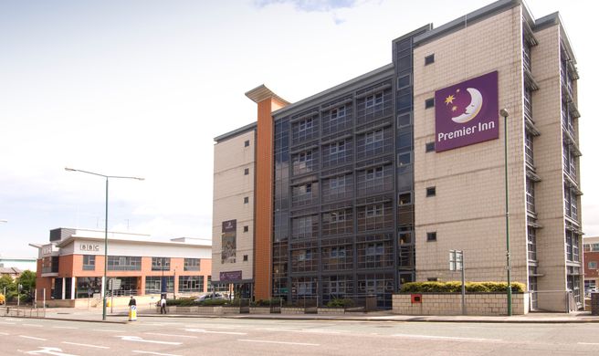 Premier Inn Nottingham Arena (London Rd) Exterior