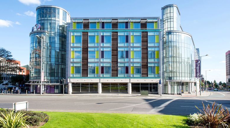 <b>Premier Inn Nottingham Chapel Bar Exterior</b>. Images powered by <a href="https://www.leonardoworldwide.com/" title="Leonardo Worldwide" target="_blank">Leonardo</a>.