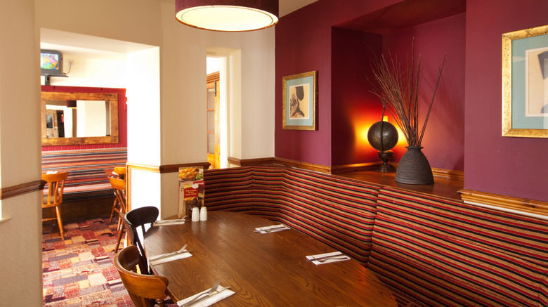 <b>Premier Inn Paignton Goodrington Sands Lobby</b>. Images powered by <a href="https://www.leonardoworldwide.com/" title="Leonardo Worldwide" target="_blank">Leonardo</a>.
