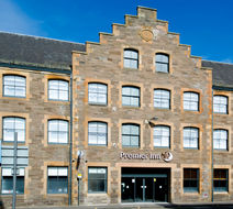 Premier Inn Perth City Centre Exterior