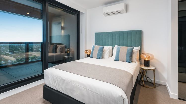 Sky One Apartments by CLLIX Room