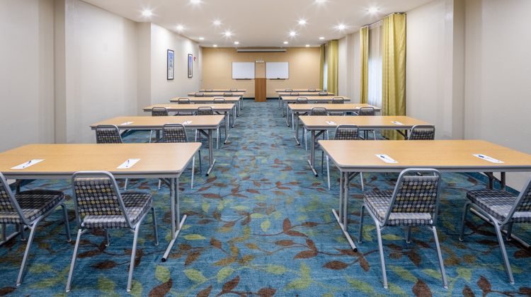 Candlewood Suites Meeting