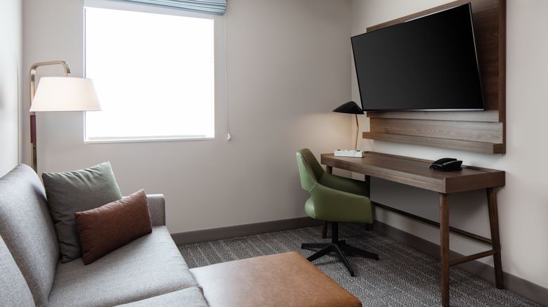 <b>Staybridge Suites Iowa City-Coralville Room</b>. Images powered by <a href="https://www.leonardoworldwide.com/" title="Leonardo Worldwide" target="_blank">Leonardo</a>.