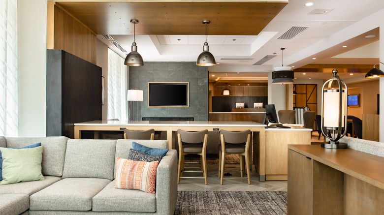 <b>Staybridge Suites Iowa City-Coralville Lobby</b>. Images powered by <a href="https://www.leonardoworldwide.com/" title="Leonardo Worldwide" target="_blank">Leonardo</a>.