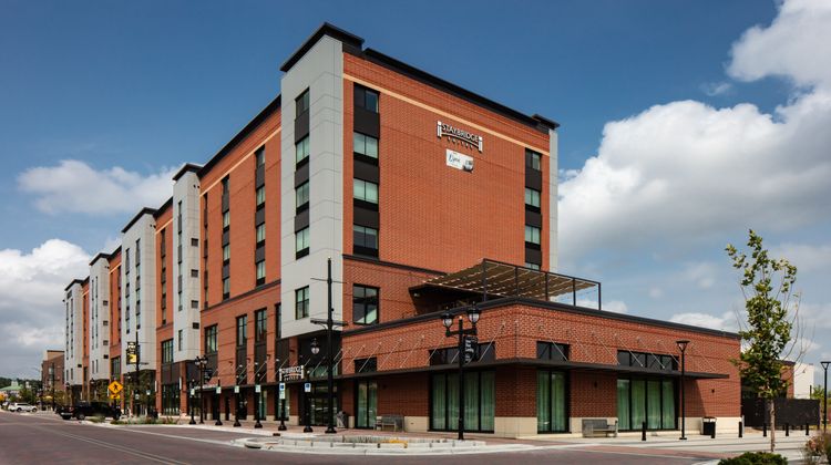 Staybridge Suites Iowa City-Coralville Exterior