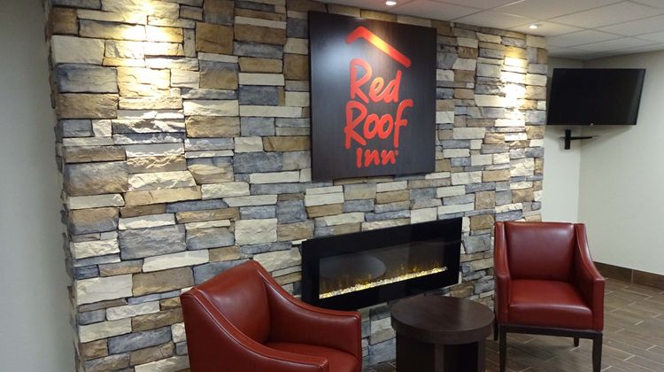 Red Roof Inn Indianapolis – Castleton Lobby