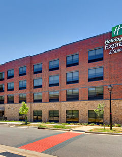 Holiday Inn Exp & Stes Winston-Salem SW