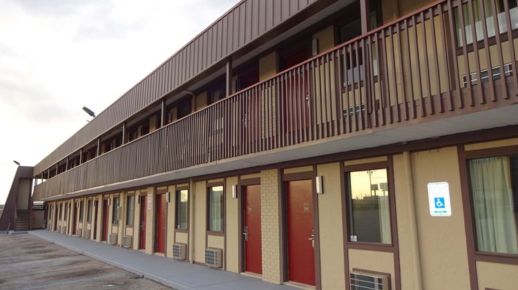 Red Roof Inn Indianapolis – Castleton Exterior