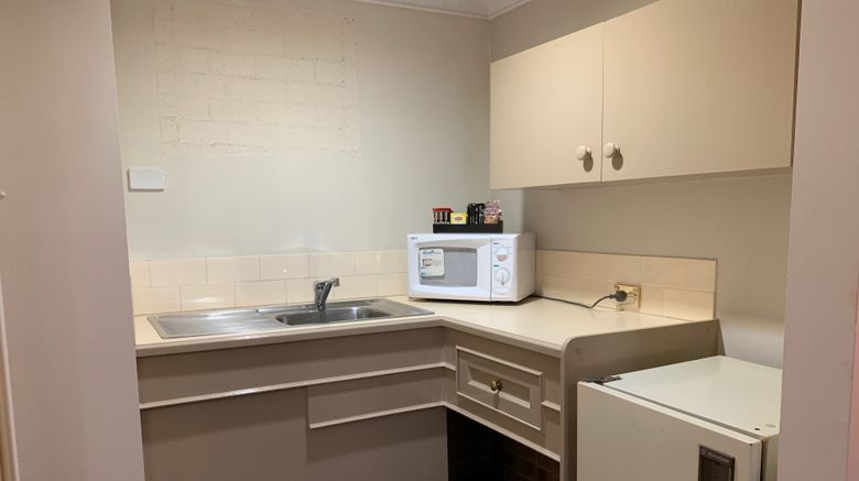 <b>Heritage Motor Inn Goulburn Room</b>. Images powered by <a href="https://www.leonardoworldwide.com/" title="Leonardo Worldwide" target="_blank">Leonardo</a>.
