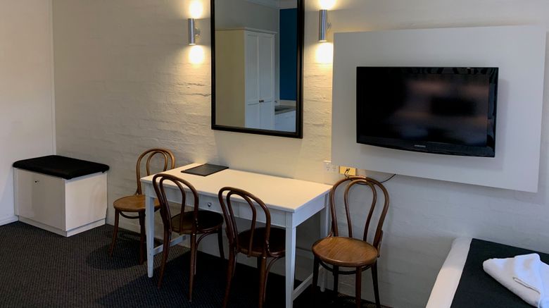 <b>Heritage Motor Inn Goulburn Room</b>. Images powered by <a href="https://www.leonardoworldwide.com/" title="Leonardo Worldwide" target="_blank">Leonardo</a>.