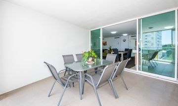 Lanai Riverside Apartments