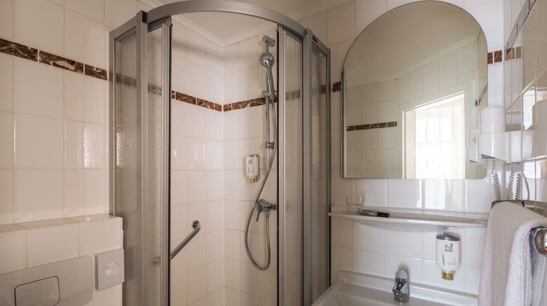 <b>Novum Hotel Am Holstenwall Room</b>. Images powered by <a href="https://www.leonardoworldwide.com/" title="Leonardo Worldwide" target="_blank">Leonardo</a>.