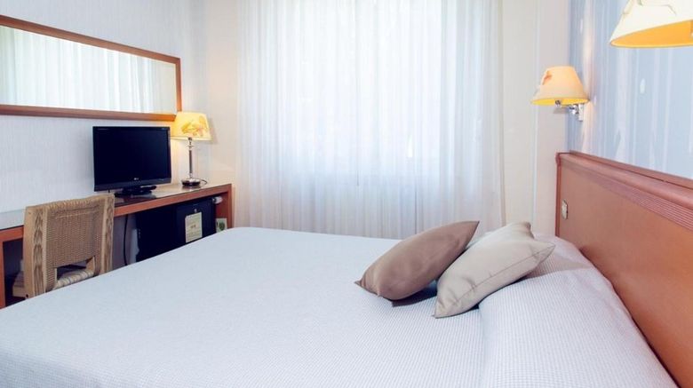 <b>ECO Hotel Milano Biorisores Room</b>. Images powered by <a href="https://www.leonardoworldwide.com/" title="Leonardo Worldwide" target="_blank">Leonardo</a>.
