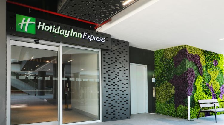 Holiday Inn Express Monterrey Fundidora Exterior