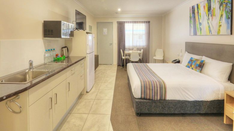 <b>Roma Central Motel Room</b>. Images powered by <a href="https://www.leonardoworldwide.com/" title="Leonardo Worldwide" target="_blank">Leonardo</a>.