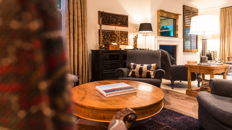 <b>The Marlborough Lodge Lobby</b>. Images powered by <a href="https://www.leonardoworldwide.com/" title="Leonardo Worldwide" target="_blank">Leonardo</a>.