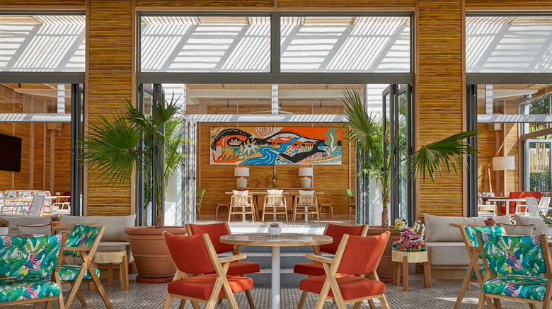<b>The Standard Hua Hin Restaurant</b>. Images powered by <a href="https://www.leonardoworldwide.com/" title="Leonardo Worldwide" target="_blank">Leonardo</a>.