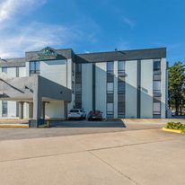 HomeTowne Studios Newport News - Hampton