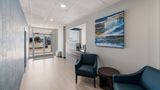 HomeTowne Studios Newport News - Hampton Lobby