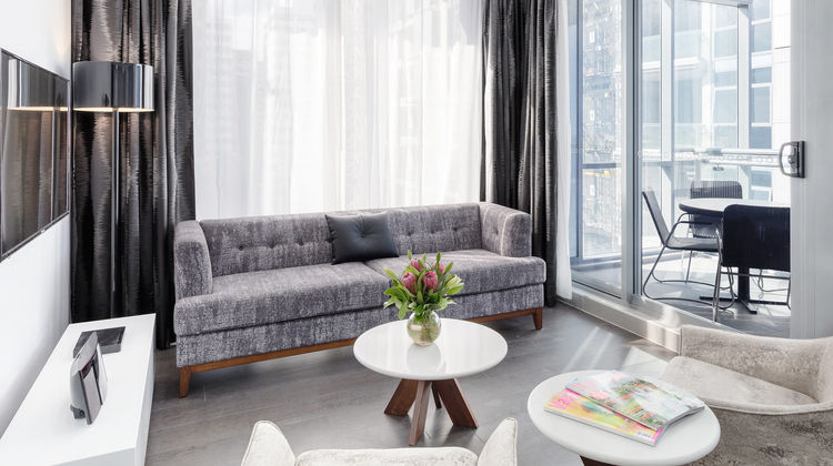 Meriton Suites Chatswood Suite