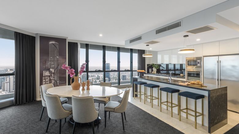 <b>Meriton Suites Herschel Street, Brisbane Suite</b>. Images powered by <a href="https://www.leonardoworldwide.com/" title="Leonardo Worldwide" target="_blank">Leonardo</a>.