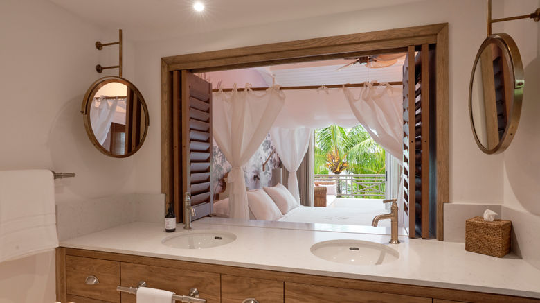 <b>Paradise Cove Hotel & Spa Room</b>. Images powered by <a href="https://www.leonardoworldwide.com/" title="Leonardo Worldwide" target="_blank">Leonardo</a>.