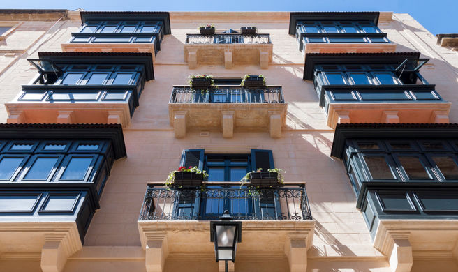 La Falconeria Hotel Exterior