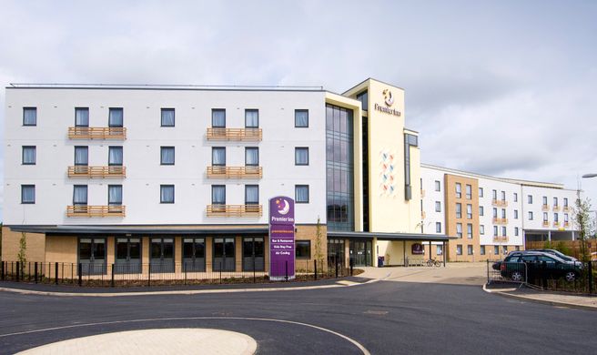Premier Inn Cambridge (A14, J32) Exterior