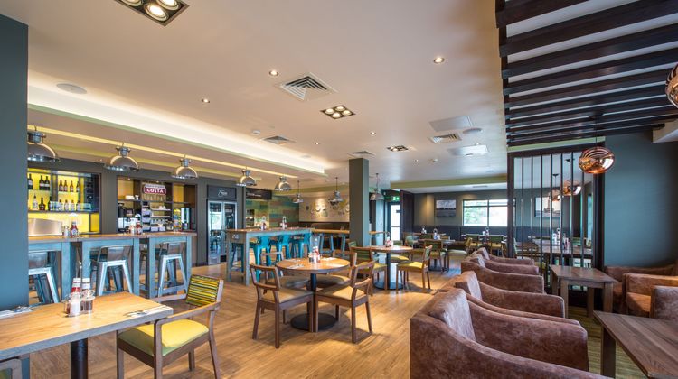 Premier Inn Gillingham Victory Pier Lobby