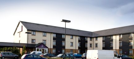 Premier Inn Chelmsford (Boreham) Exterior