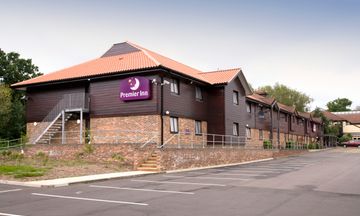 Premier Inn Chessington