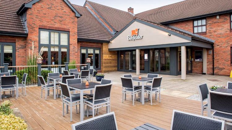 Premier Inn Crewe West Exterior