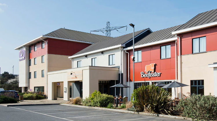 Premier Inn Dartford Exterior