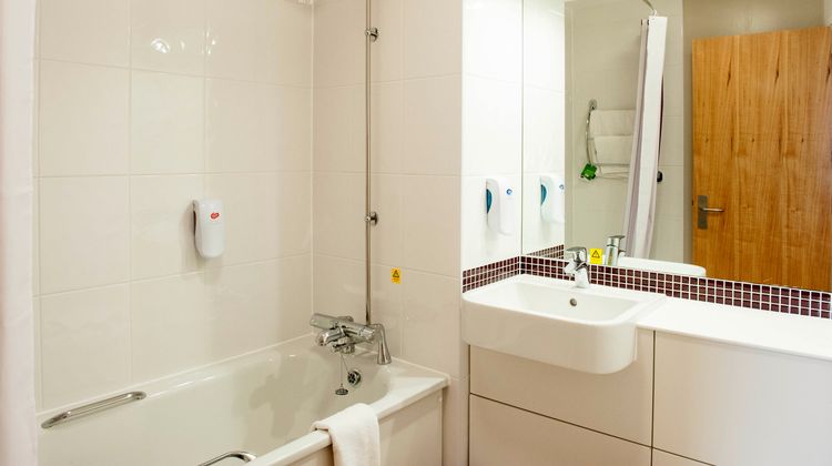 Premier Inn Dudley Town Centre Room