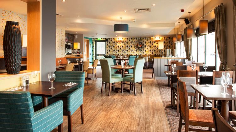 Premier Inn East Midlands Airport Lobby